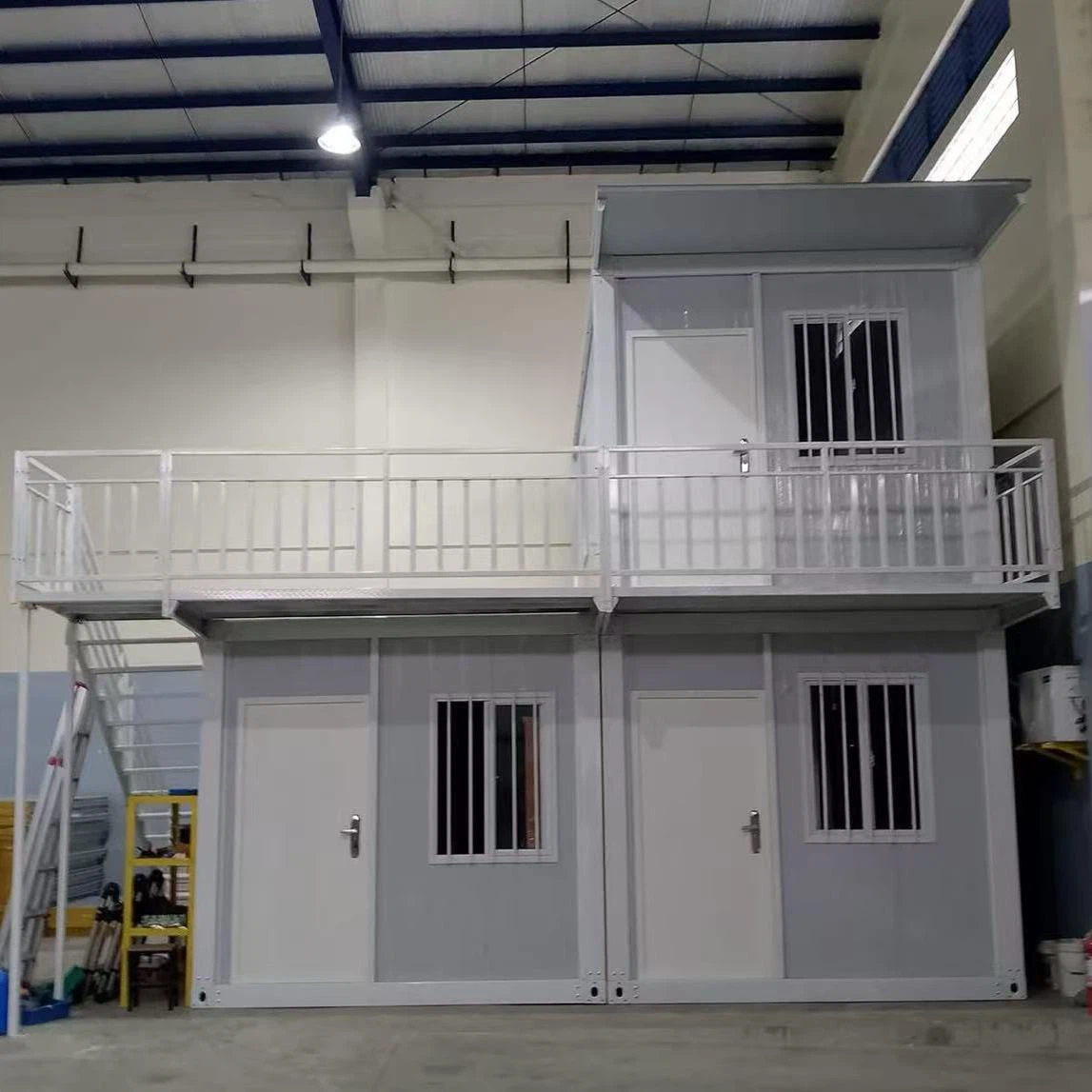 Kokkupandav moodulkonteinermaja